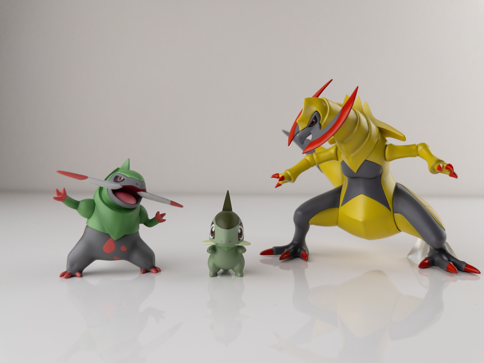 Pokemon Scale World Resin Figure Statue SXG Kanto - 1/20 Axew Fraxure ...