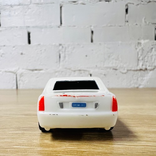 Cadillac One Limousine Limo White MB974 2016 1-120 MBX Adventure City - Picture 5 of 12