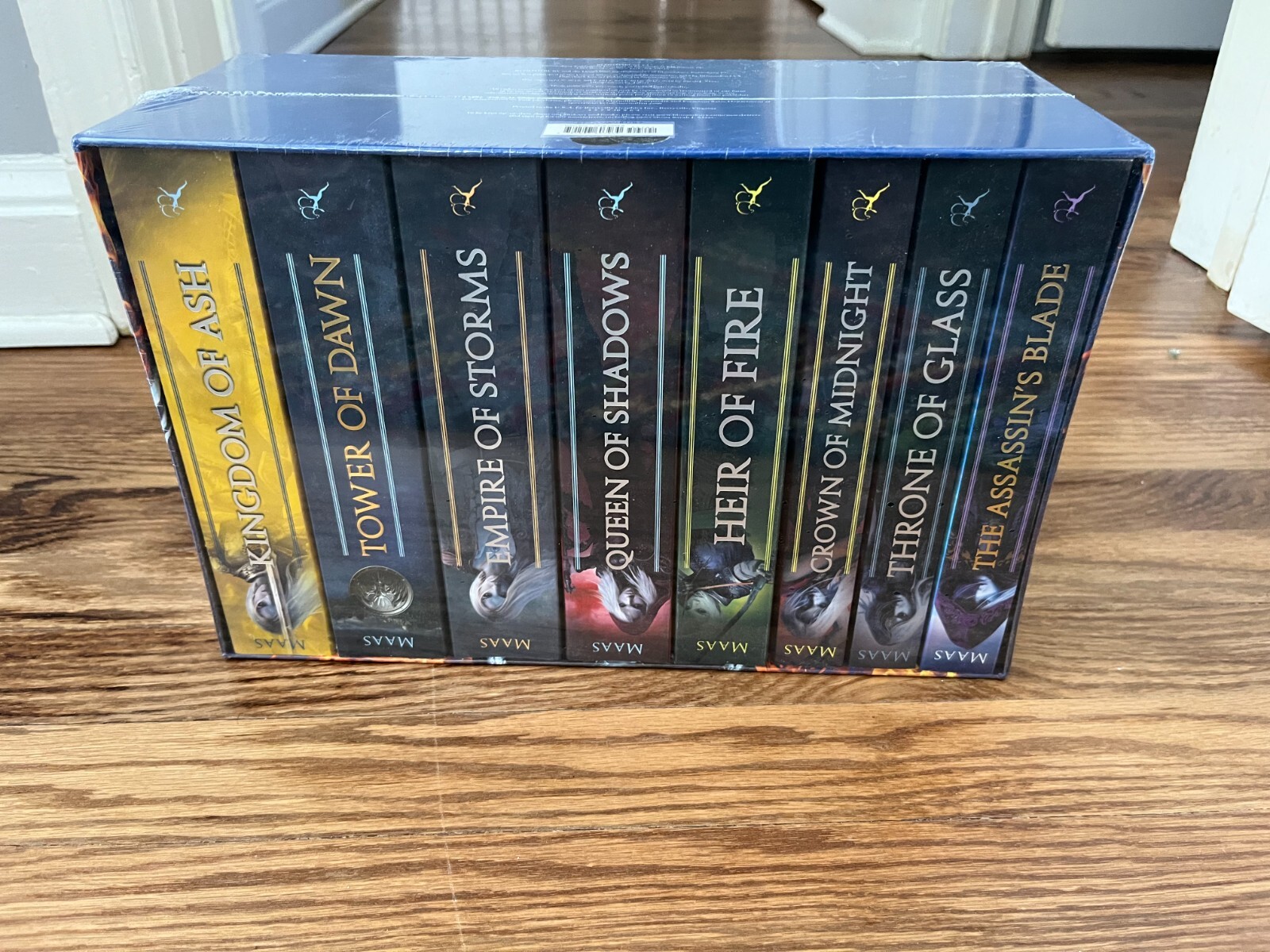 Throne of Glass Box Set (BRAND NEW STILL IN PLASTIC) by Sarah J. Maas