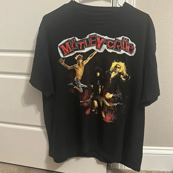 Vintage 90's Motley Crue Decade Of Decadence Tour Rock T Shirt