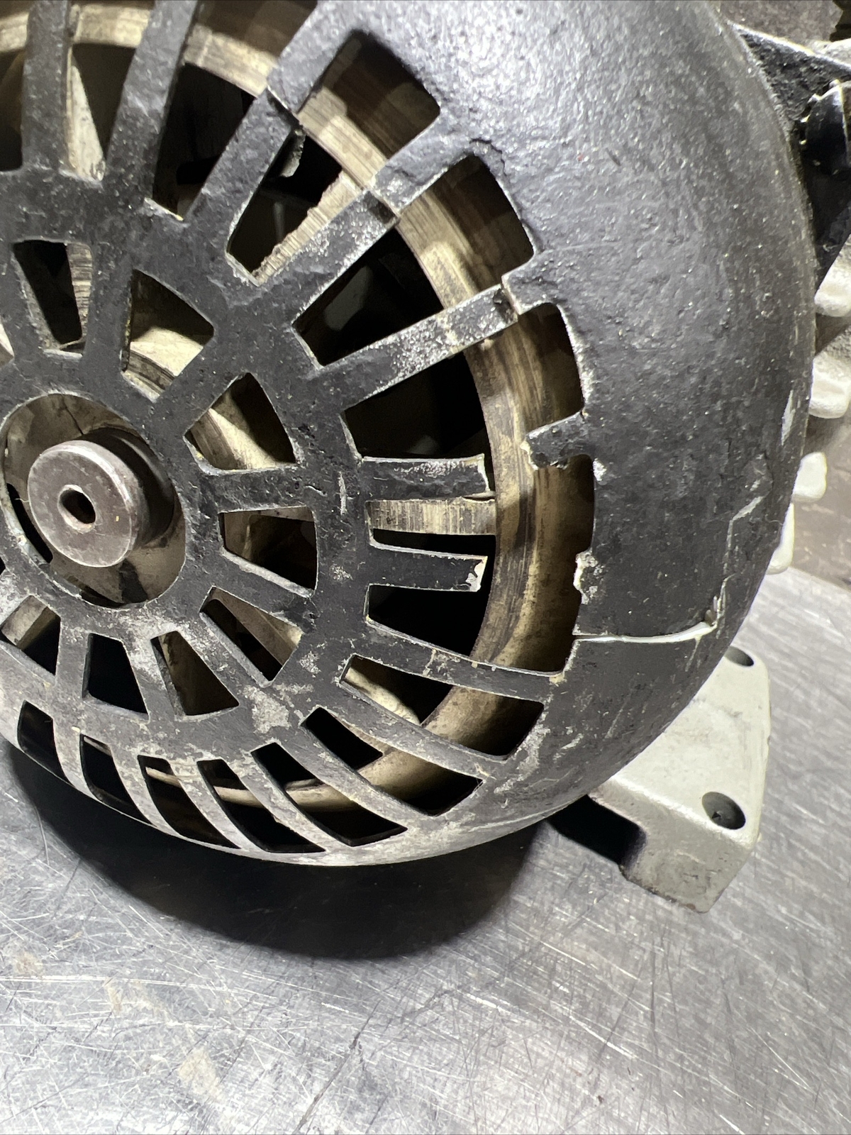 Gast 2565V2A Vacuum Pump Used Surplus. Item ID 1 eBay