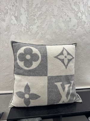 Louis Vuitton Kissen Grau Monogramm Wolle Original Selten