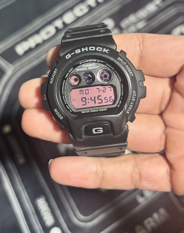 Casio G-Shock 20th ANNIV DW-6900 Tribute Series Black / Grey Pink DW-6900ML-1
