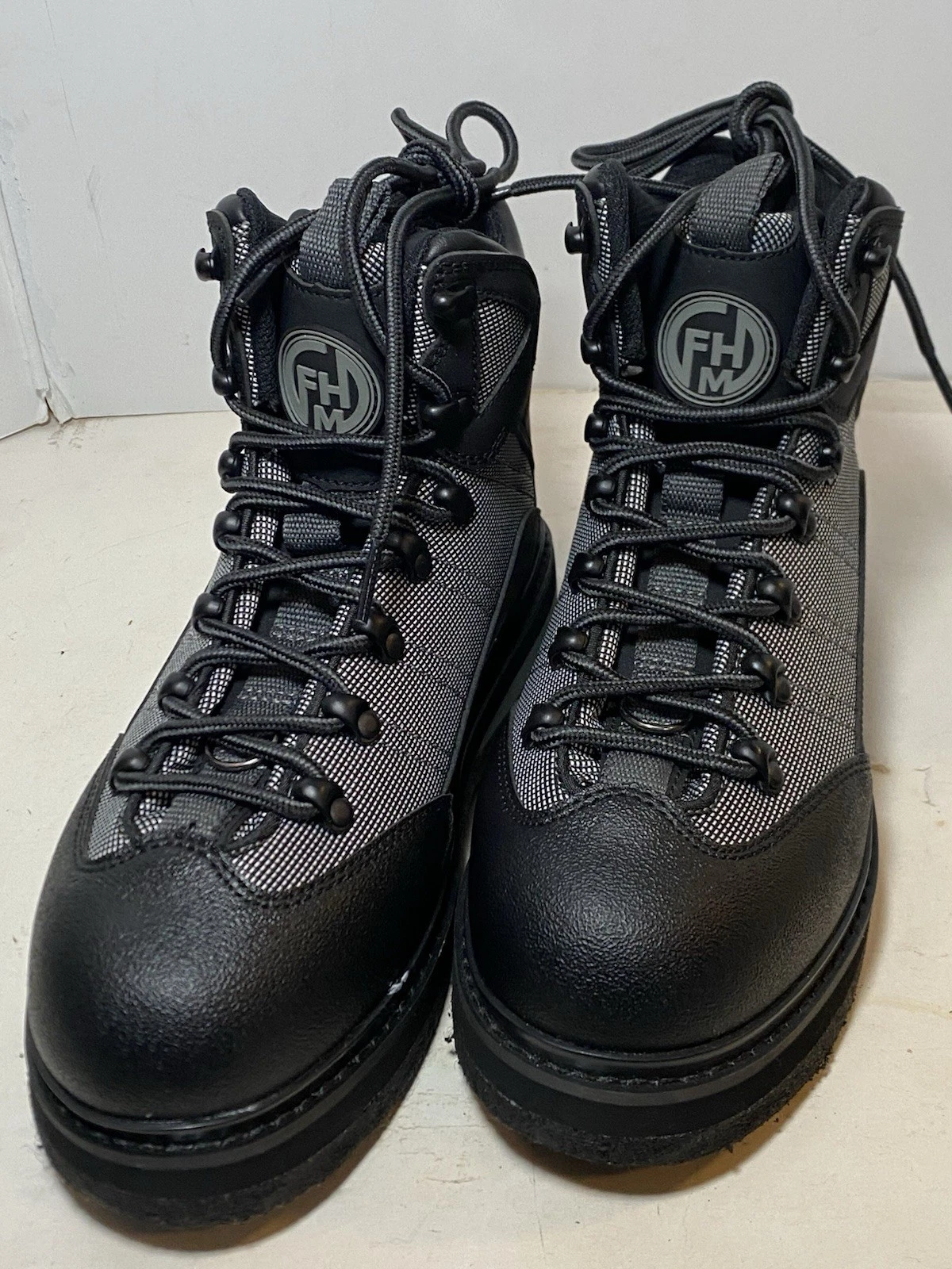 New FHM Brook Men’s Felt Wading Fishing Boots Black Size 6-6.5 NWOB EU 40