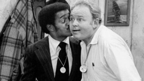 All In The Family Archie Bunker Sammy Davis Jr. The Kiss    8x10 Photo - Afbeelding 1 van 1