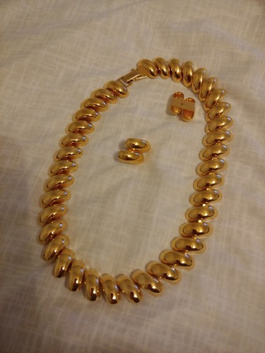 vtg signed napier choker necklace Earrings Domed Link Gold Brushed Exc Condition - 第 1/7 張圖片