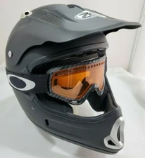 Zamp full face Riding Helmet Extra large with Oakleys with cary bags.
