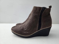 Primark Women's Brown Faux Suede Zip Wedge Heel Boots Shoes UK 7 EUR 40/41 -A133