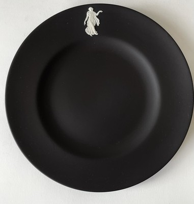 Wedgwood Teller  Dancing Hours  schwarz, Basalt 20 cm Jasper Ware