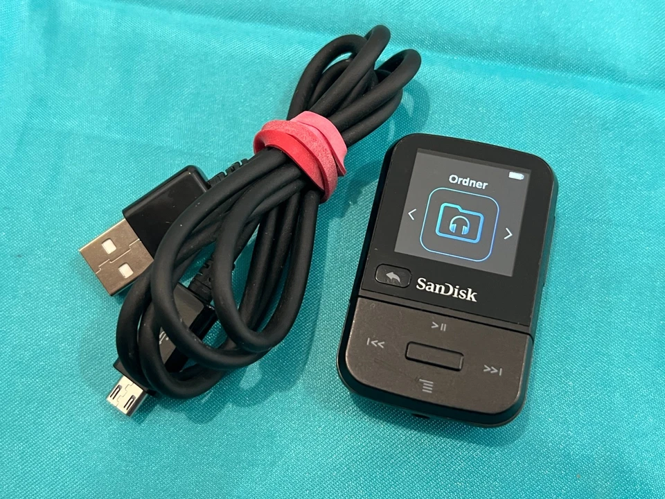 SanDisk Clip Sport Go 32GB MP3-Player - Schwarz - Bild 3 von 4