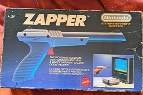 Nintendo NES 1985 Zapper Light Gun Grey GBR CIB + DUCK HUNT CIB 5 SCREW MATTEL 