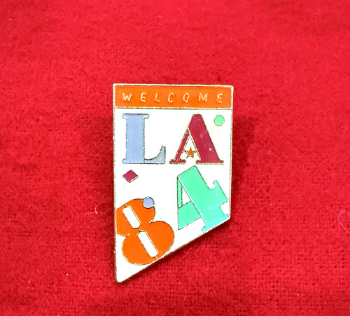 *VINTAGE*  1984 LOS ANGELES OLYMPICS PIN -- WELCOME LA '84  design