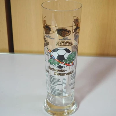 Bierglas Fußball EM 2008 Schweiz Österreich Stadien Sammlerglas Vintage Design - Bild 1 von 4