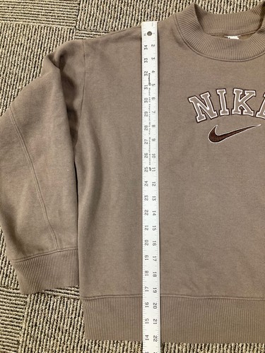 Nike Youth XL Light Brown Long Sleeve 