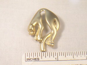 Authentic **** MATT GOLD PLATED LION TIGER ANIMIA PIN BROOCH DESIGNER SIGNED B4 last