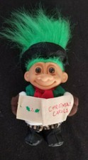 Troll Doll: Russ 18448 - Christmas Caroler with Green Hair