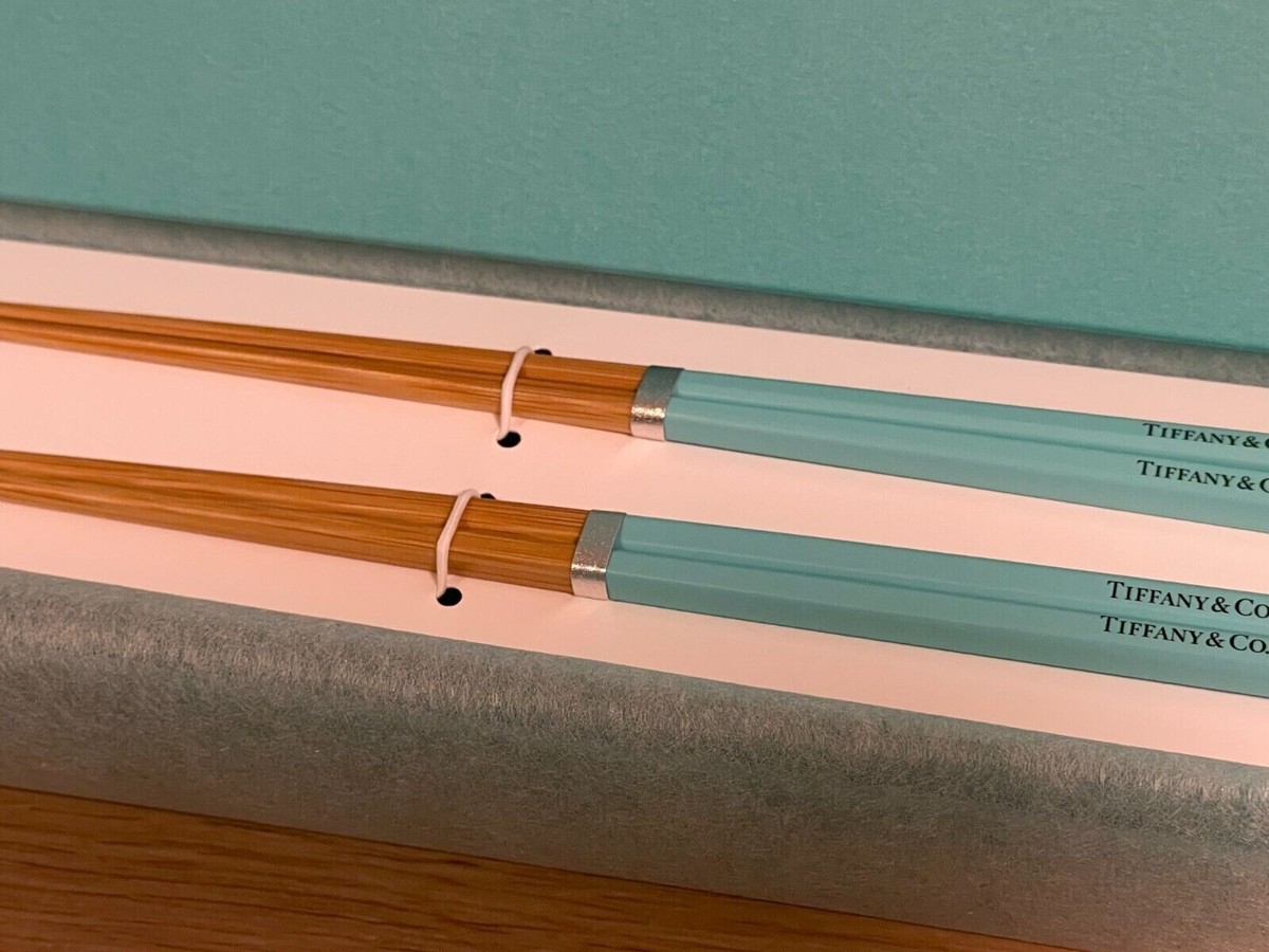 Tiffany & Co. ミントグリーン箸 ギフトボックス付き 新品 未使用 Tiffany & Co. ミントグリーン箸 ギフトボックス付き 新品 未使用