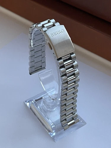 Seiko jubilee 18mm strap bracelet stainless steel with straight lug ends BARGAIN - Picture 8 of 9