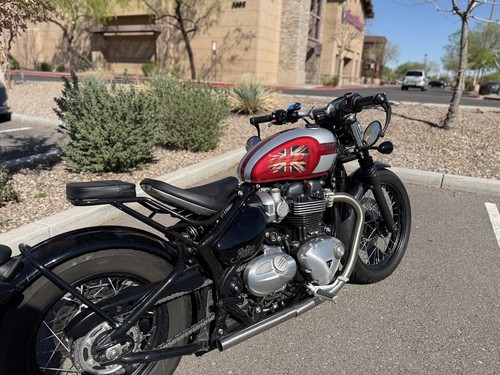 Almohadilla de asiento de pasajero trasero cojín portaequipajes 4 Triumph Bonneville Bobber negro - Imagen 9 de 10