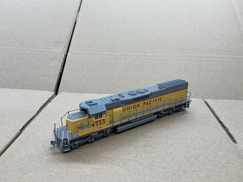 ATHEARN HO SCALE DIESELLOK SD40-2 UNION PACIFIC N.4555 SCHÖN! | Zustand: Used