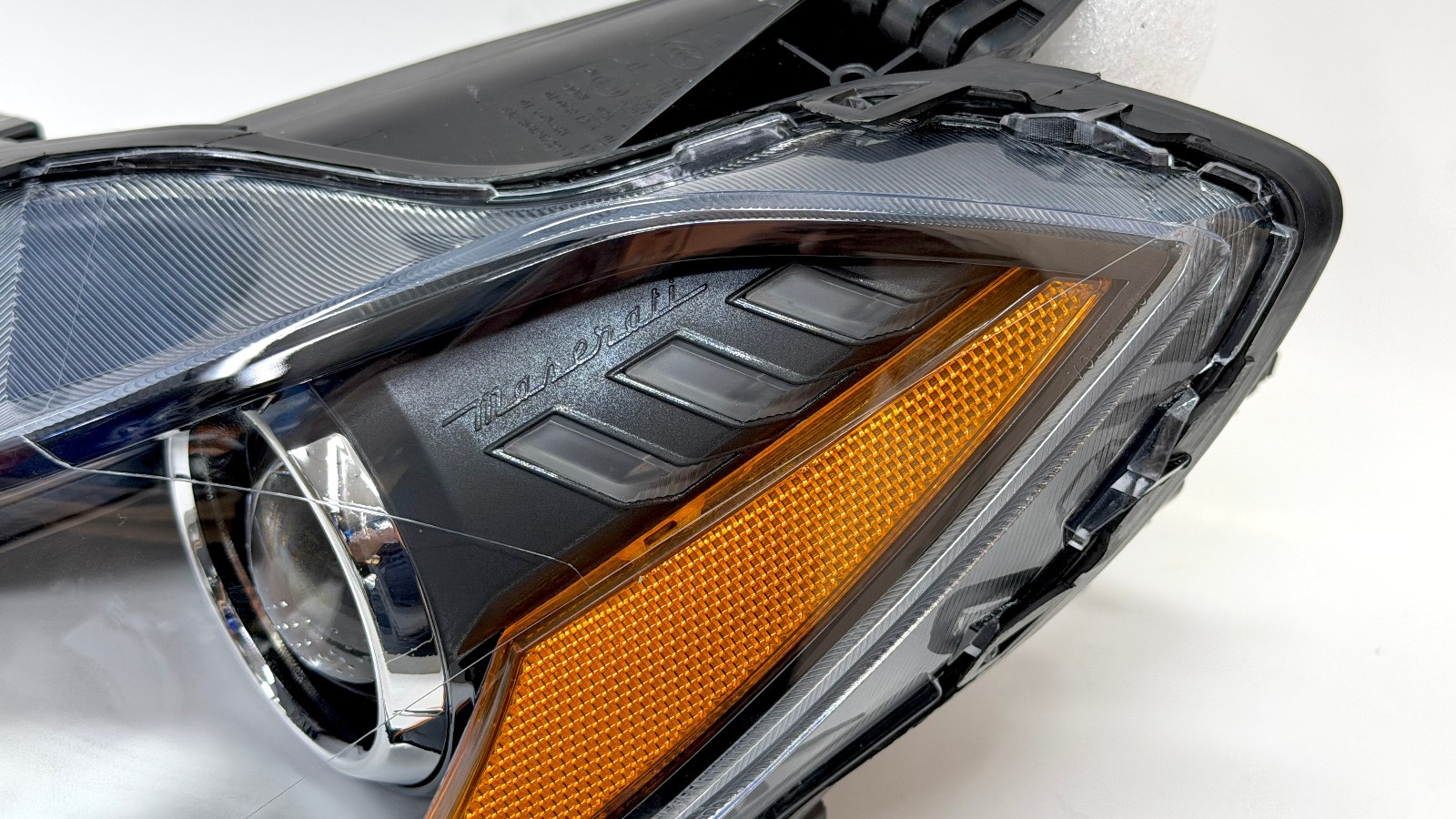 2014-2019 Maserati Ghibli LEFT Headlight Xenon LED OEM Non AFS 1 Module Original