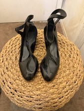 RARE Melissa x Zaha Hadid Black Sculptural Heels Size / US 7