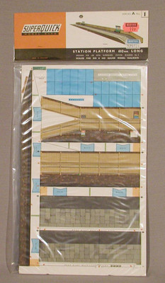 NOS SuperQuick OO/HO Scale Paper Kit Series A No. 1 Station Platform 610 mm Long