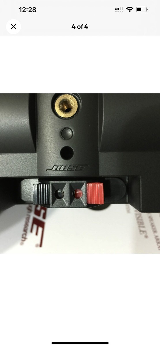 1x Bose acoustimass horizontal center speaker. Lifestyle 28,38,V20