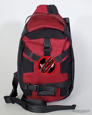 🚦Bioworld Marvel Deadpool & Wolverine Sling Bag - New!