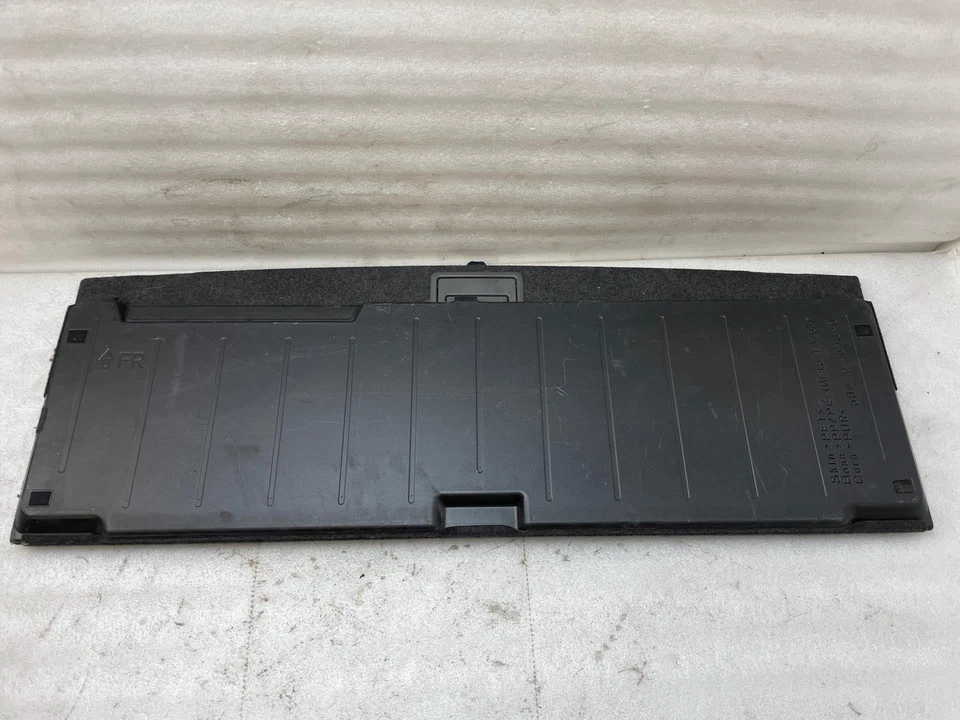 Cubierta de neumático de repuesto con compartimento de almacenamiento Toyota Prius V 2012-2017 (5841047020) - OEM Foto 2 de 4