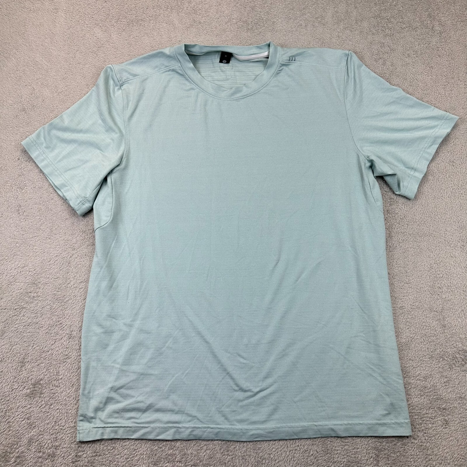 Lululemon License to Train Relaxed Short Sleeve Shirt Men’s M Medium Light Blue