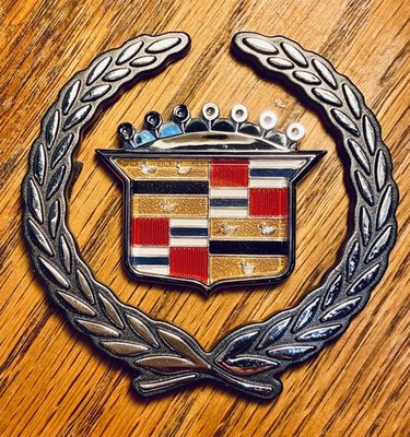 OEM NOS Cadillac Hood Emblem Wreath & Crest  2000 04 Seville & 2000 05 DeVille