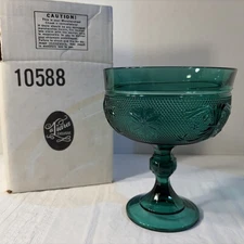 Tiara Indiana Glass Chantilly Green Sandwich Pattern 7 ½” Pedestal Compote Vtg