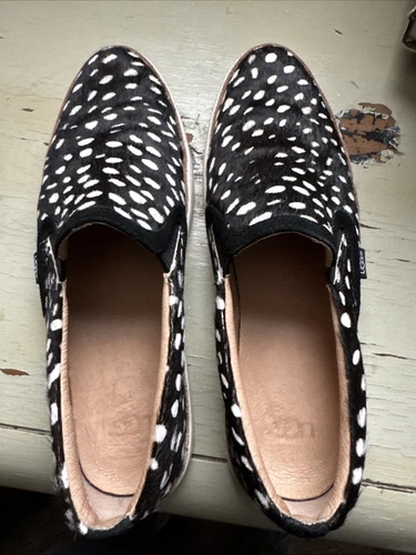 Mocassini slip on UGG pelle di mucca capelli di vitello donna taglia 8 stampa animalier usati