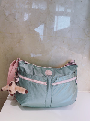 NWT Kipling Women's Izellah Crossbody Bag in Metallic Pixie Green 13''W Hipster