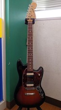 (Fender American) Special Mustang 3 Color Sunburst USA 2013 Solid Chitarra el...