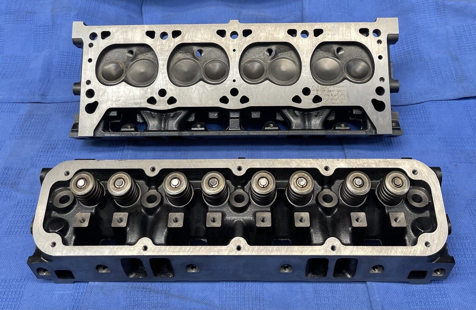  ADV Cylinder Heads NEW Replacement for Dodge Magnum Chrysler  Jeep 5.2 5.9 OHV Mopar 318 360 Heads PAIR (CORE RETURN REQUIRED) :  Automotive