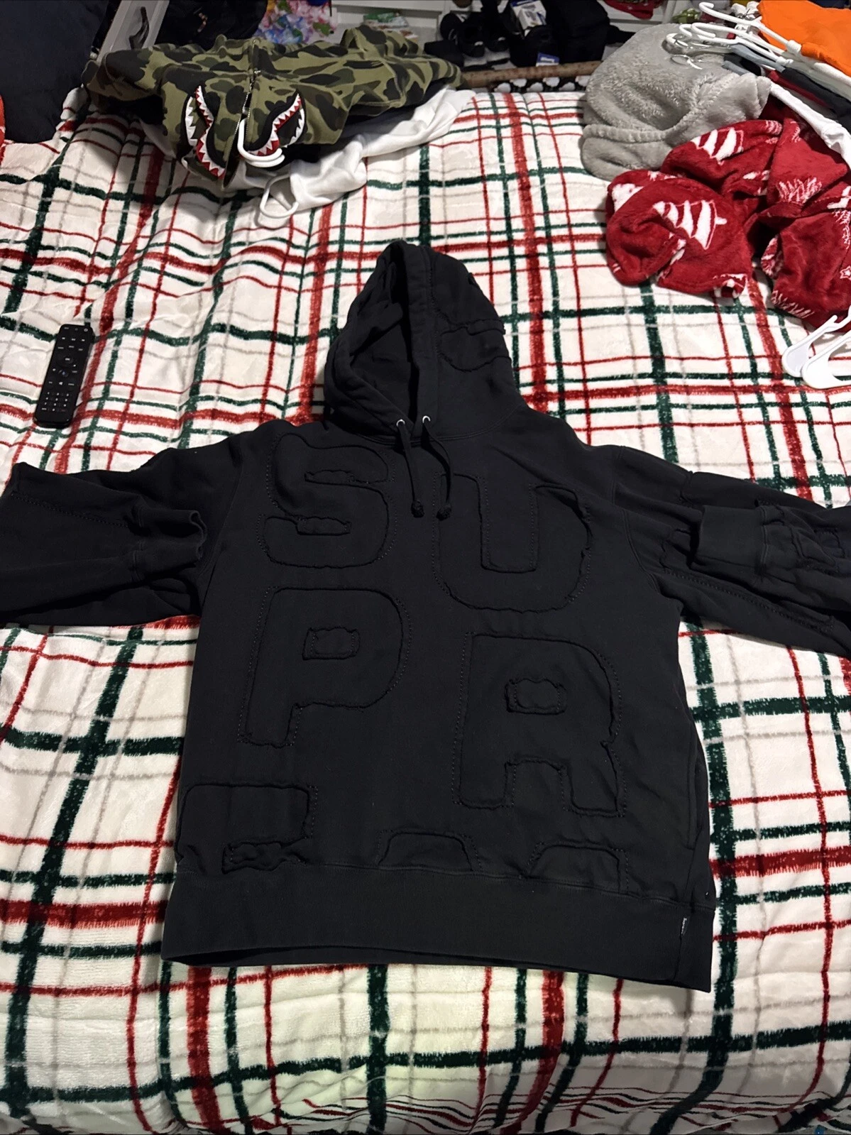 Sweat à capuche Supreme Cutout Letters   Petit   SS20