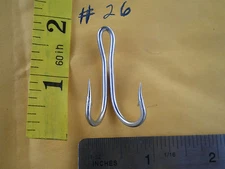 15 PCS. BIG GAME STAINLESS STEEL DOUBLE PRONG TUNA HOOKS 7897 SIZE #26