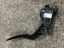 USED and TESTED 2007-2023 Dodge Charger / Magnum / Challenger Accelerator Pedal