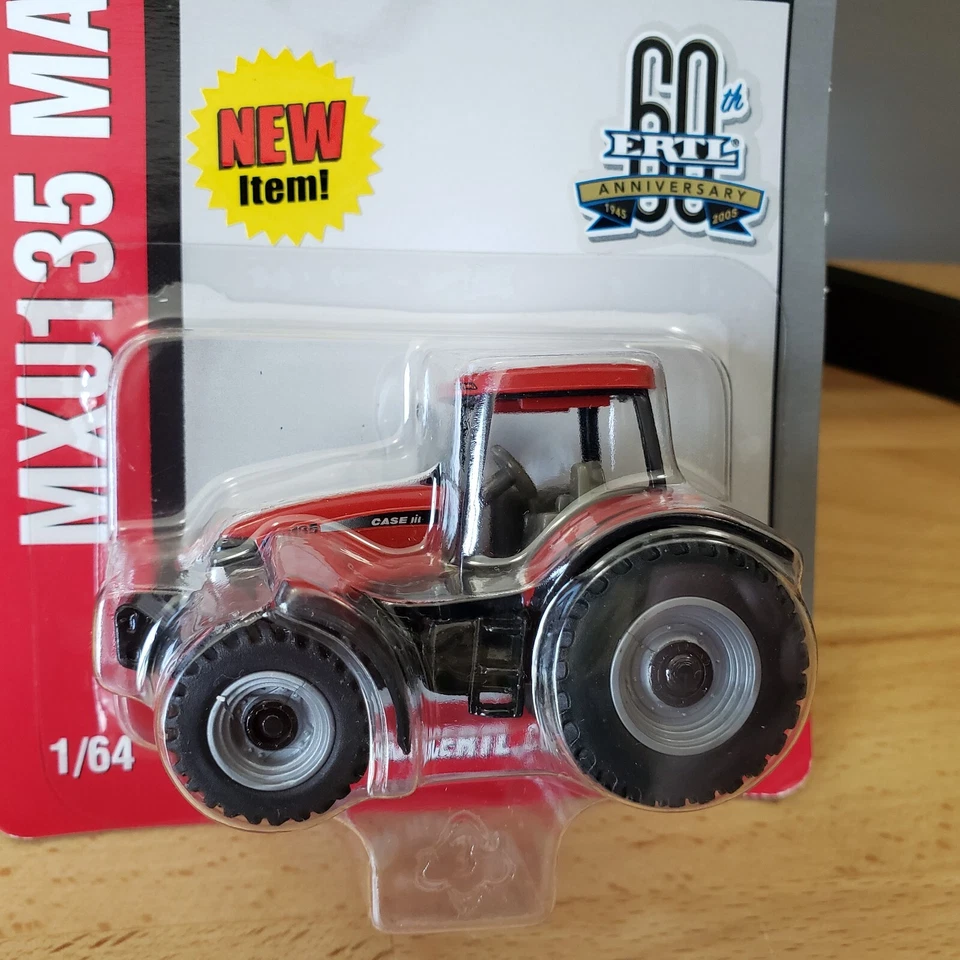 Ertl Case IH MXU135 Maxxum Tractor Diecast 1:64 - Image 3 of 4