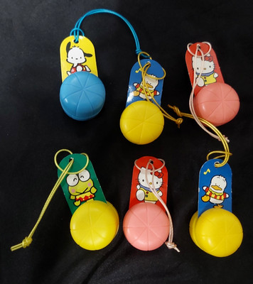 6 Vintage Sanrio Gift Gate giveaway Pekkle Keroppi Hello Kitty Pochacco Trinket