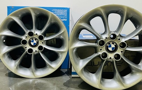 Silver BMW 106 "Turbine" alloy wheels for BMW Z4 (E85/E86) 2003 and 2008.
