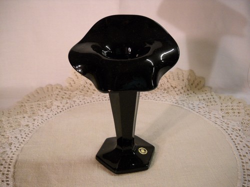 Vintage Westmoreland Jack-in-the-Pulpit Vase Black Opaque Glass 6 1/2" Tall Exc.