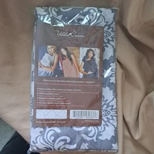 NWT UDDER COVERS FOR NURSING MOTHERS DISCREET COVER UP IN THE GRACE PATTERN 