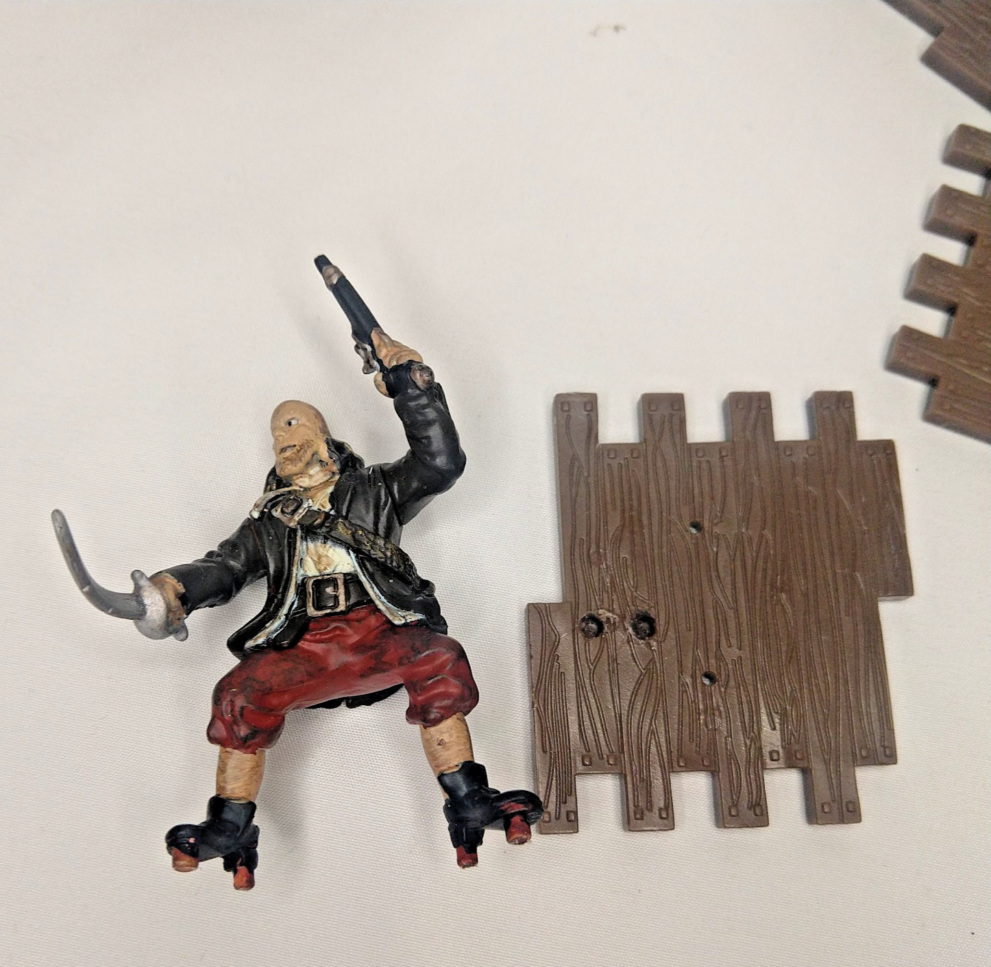 Pirates Of The Caribbean Mini Figures Zizzle 3" with bases