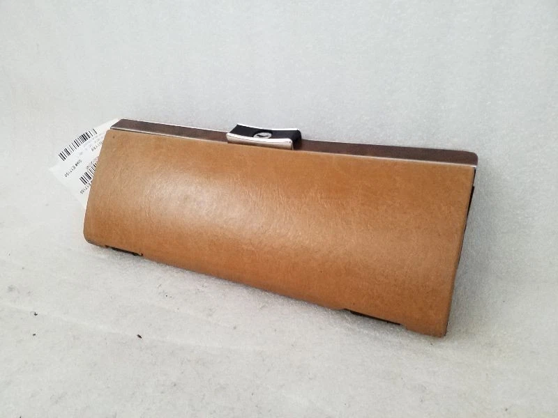 86-89 MERCEDES 560SL 2DR Glove Box PALAMINO TAN - Image 4 of 4