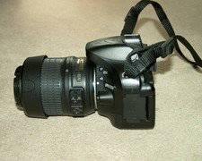 Nikon D5200 24.1MP DSLR Camera with accessories