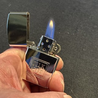 Rare Hadson Windproof 'Silk Cut' Promo Lighter working original box great