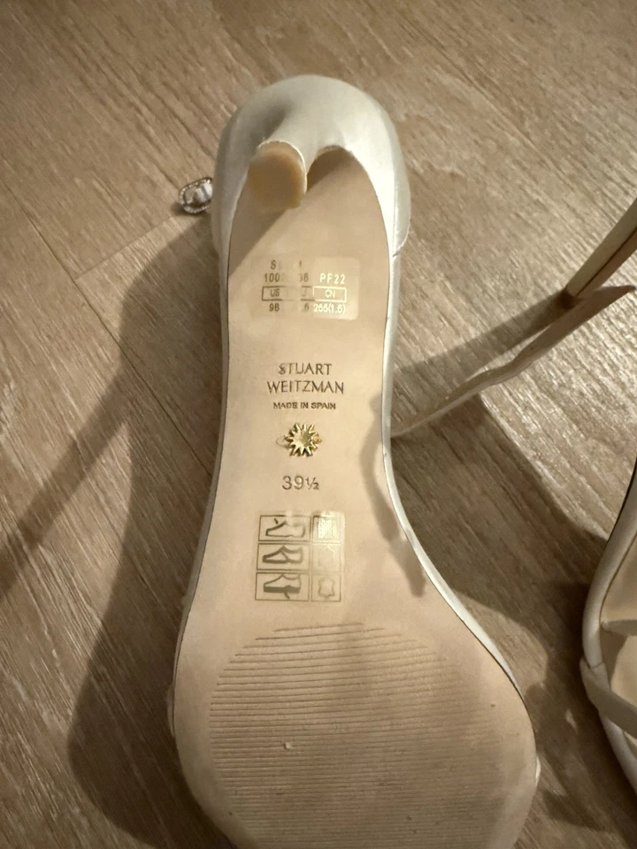 Stuart Weitzman Nudist SW 100 Tacones Satinados - Blanco - EE. UU. 9,5 Nuevos en Caja Foto 2 de 4